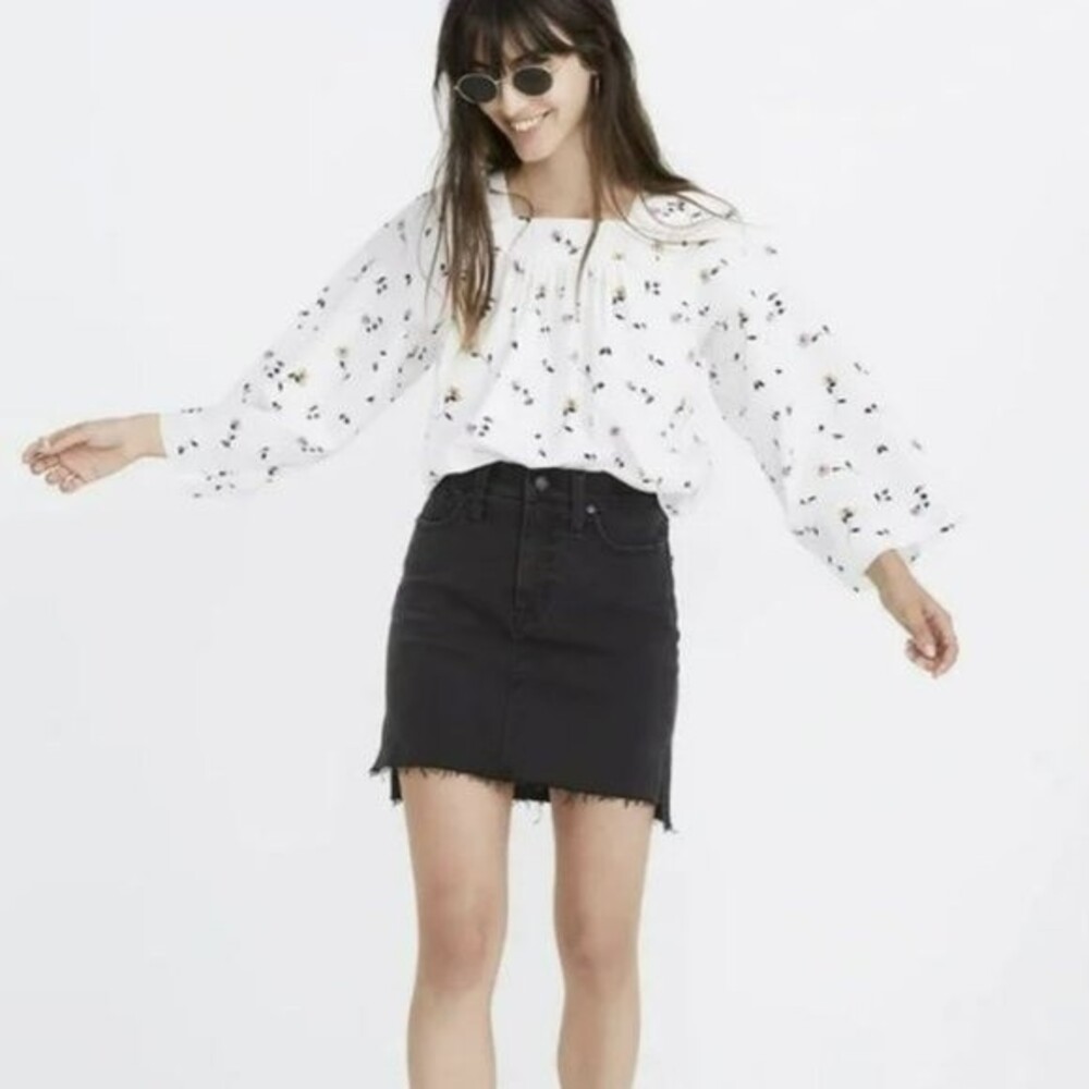 MADEWELL Size 23 Black Charcoal Denim Jean Mini Skirt Frayed Step Hem Stretch
